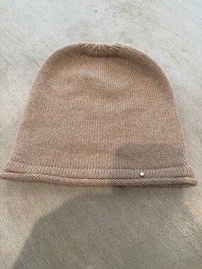 Cuyana Single-Origin Cashmere Beanie